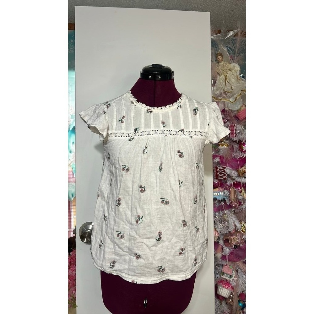Lucky Brand Floral Blouse Womens XS White Good Boho Flutter Sleeve Lace Trim